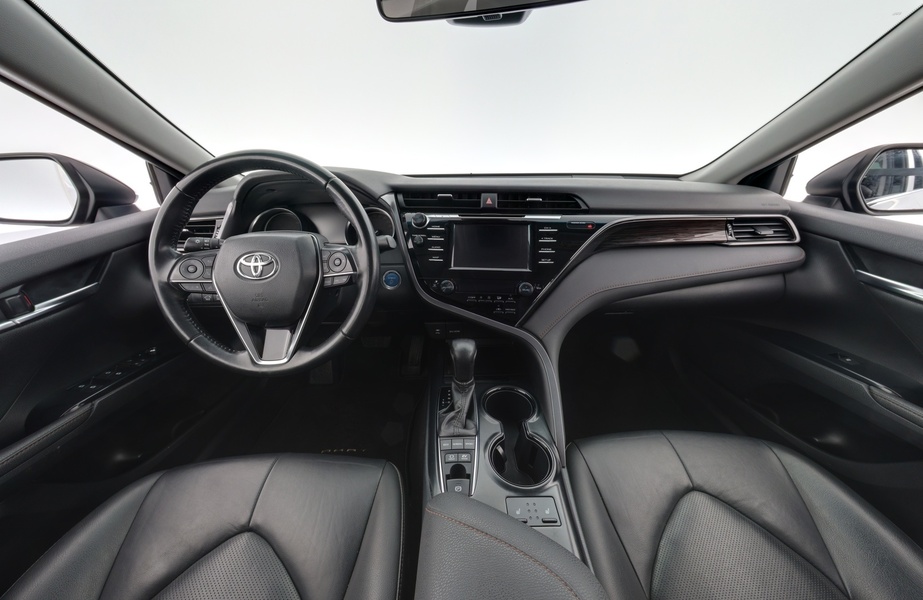 Toyota Camry vaihtoauto