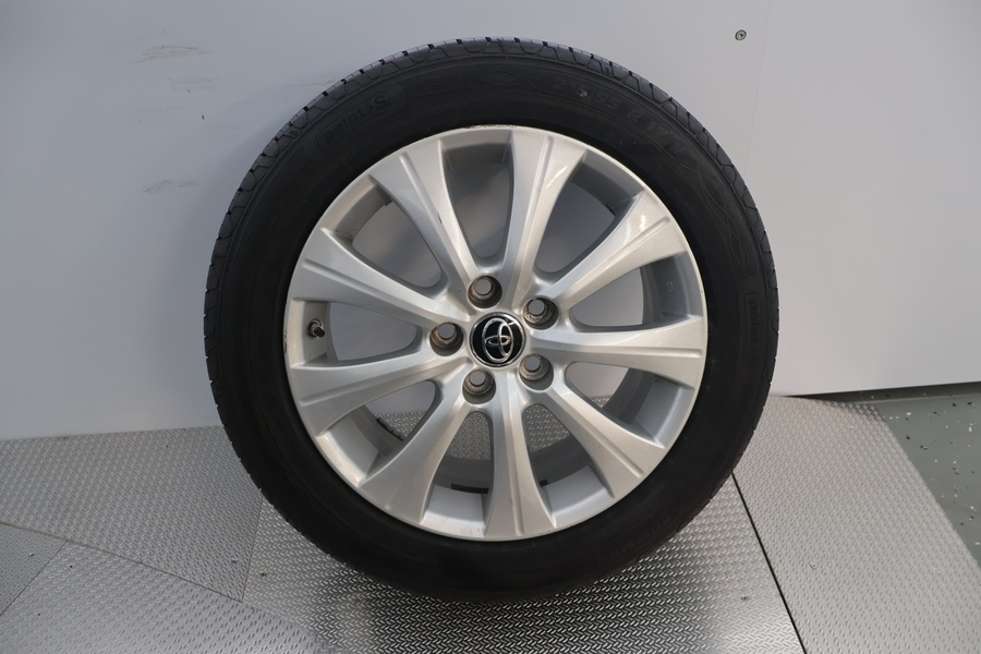 Toyota Camry vaihtoauto