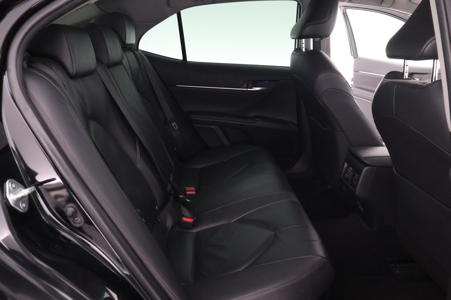 Toyota Camry vaihtoauto