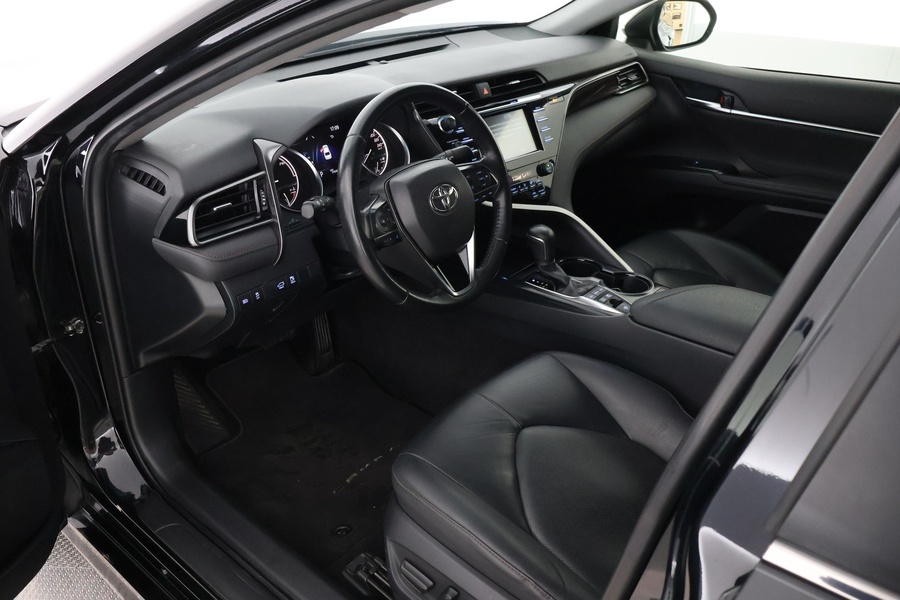 Toyota Camry vaihtoauto