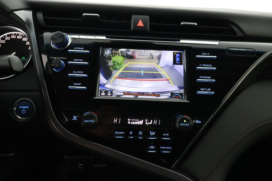 Toyota Camry vaihtoauto