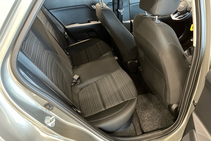 Kia Stonic vaihtoauto