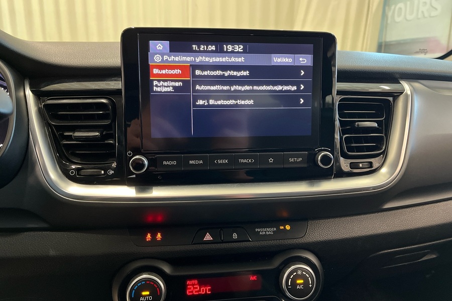 Kia Stonic vaihtoauto