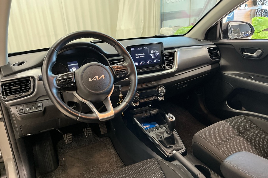 Kia Stonic vaihtoauto