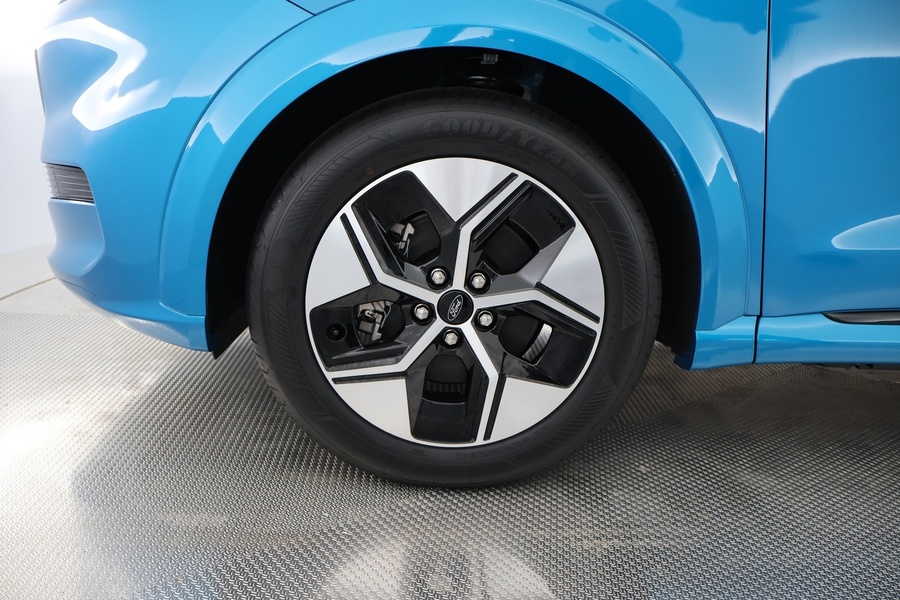 Ford Puma Gen-E vaihtoauto