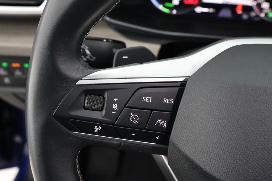 SEAT Leon Sportstourer vaihtoauto