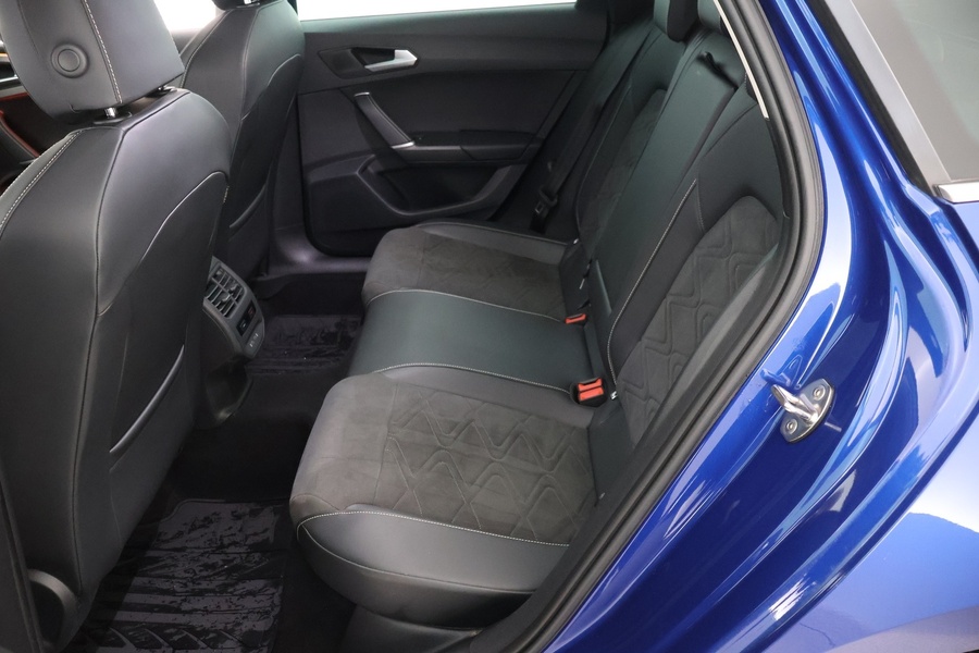 SEAT Leon Sportstourer vaihtoauto