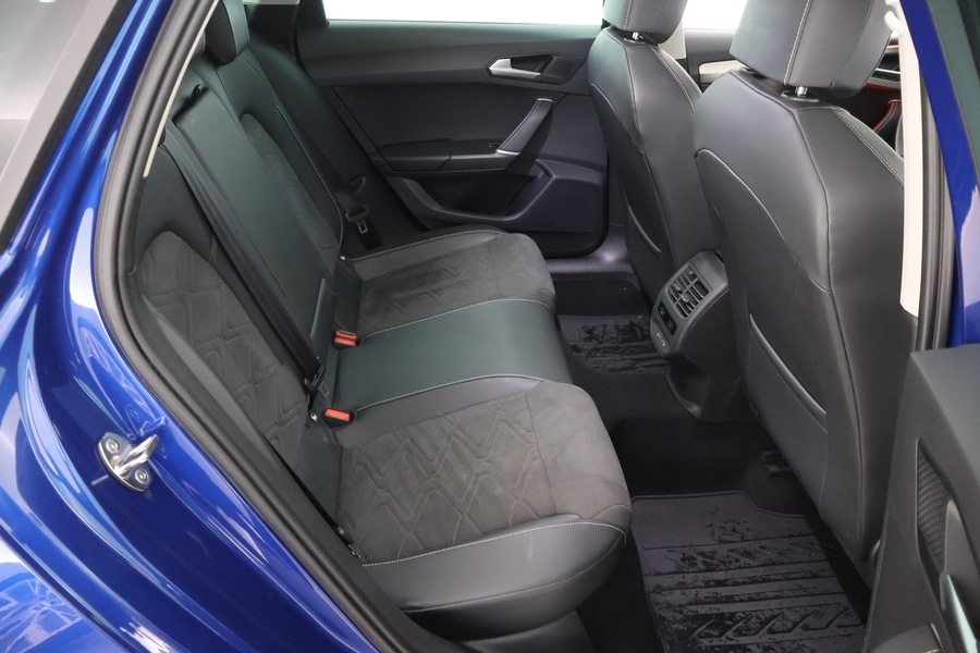 SEAT Leon Sportstourer vaihtoauto