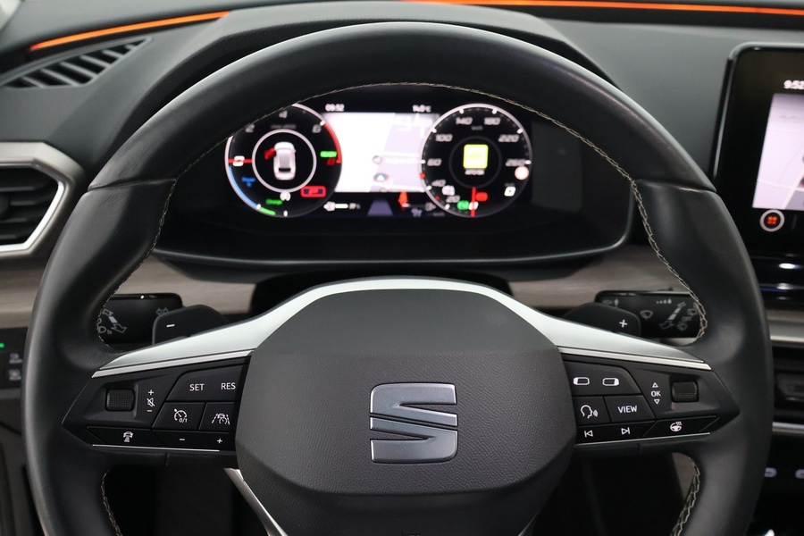 SEAT Leon Sportstourer vaihtoauto