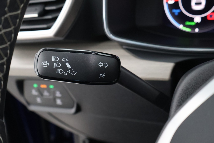 SEAT Leon Sportstourer vaihtoauto