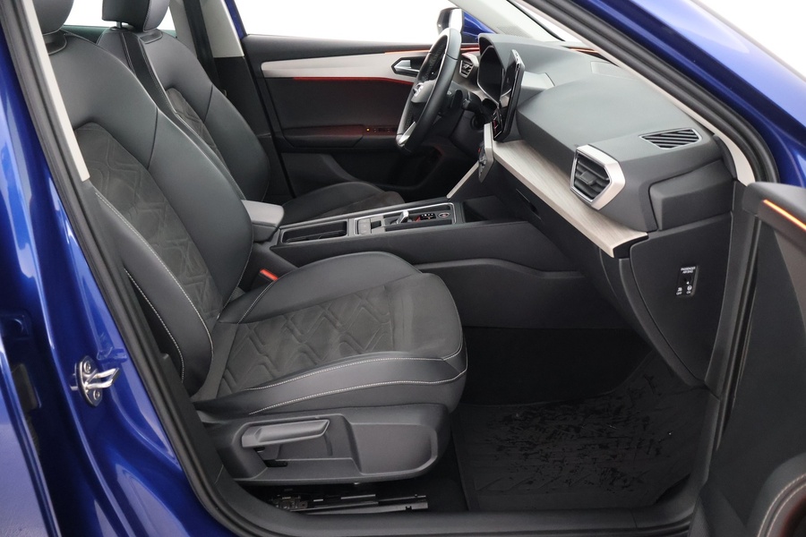 SEAT Leon Sportstourer vaihtoauto