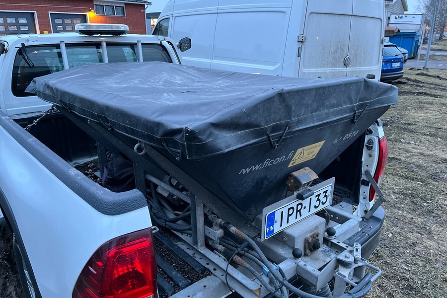 Toyota Hilux vaihtoauto