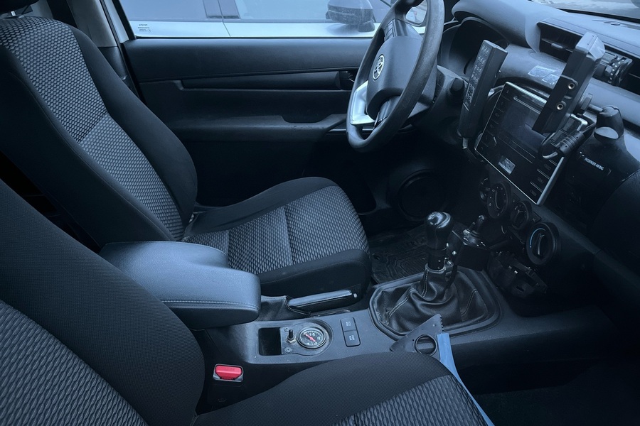 Toyota Hilux vaihtoauto