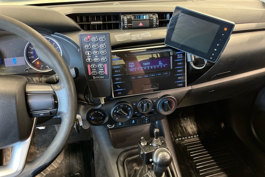 Toyota Hilux vaihtoauto
