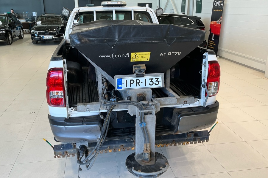 Toyota Hilux vaihtoauto