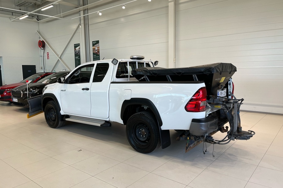 Toyota Hilux vaihtoauto