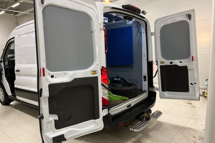 Ford Transit vaihtoauto