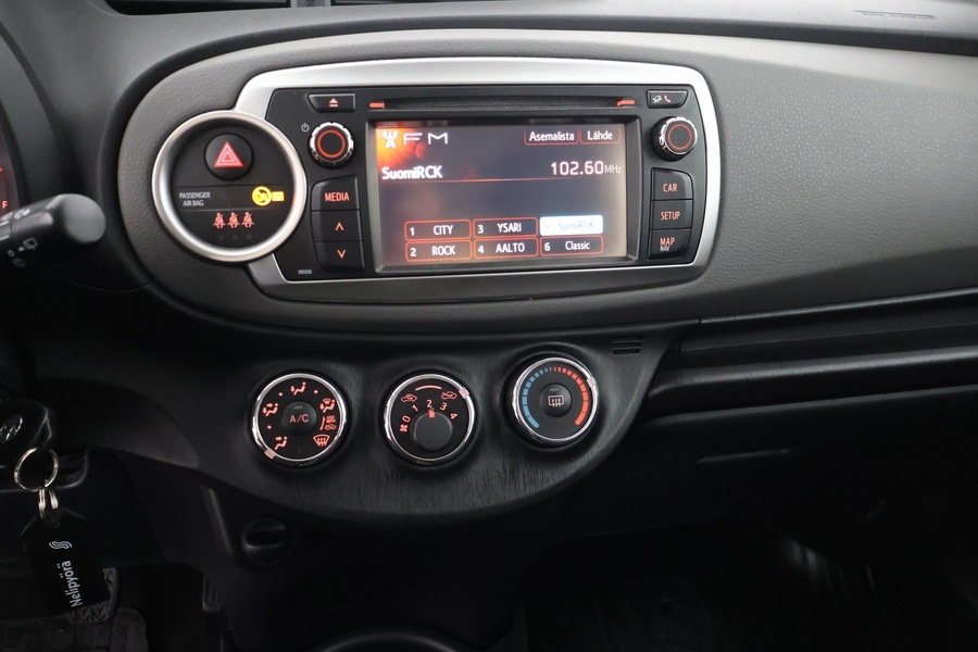 Toyota Yaris vaihtoauto