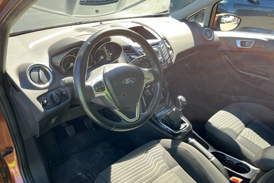 Ford Fiesta vaihtoauto