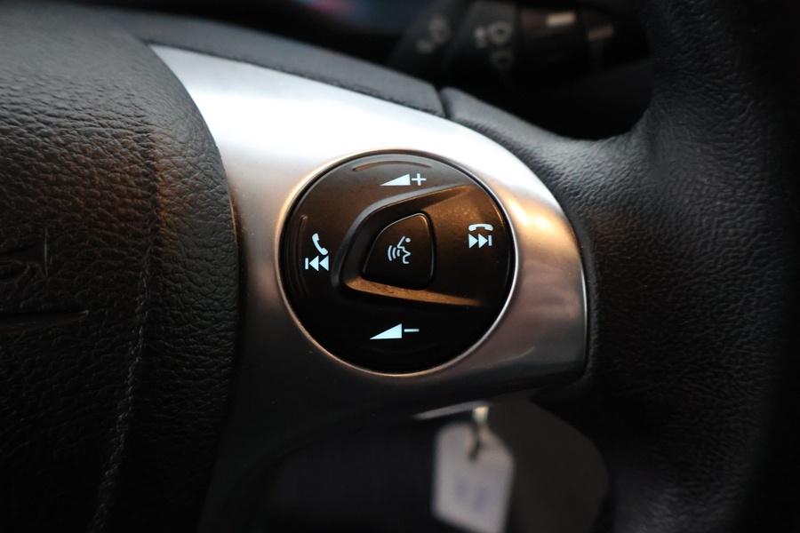 Ford Transit Connect vaihtoauto