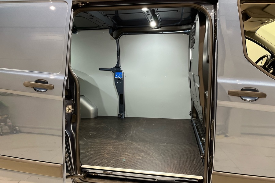 Ford Transit Custom vaihtoauto