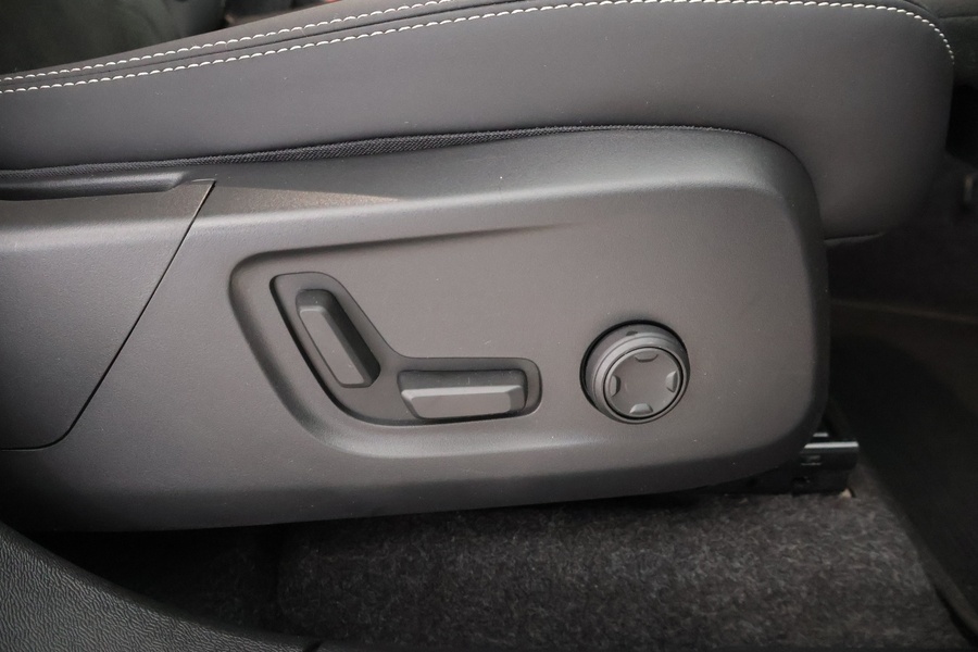 Volvo EX40 vaihtoauto