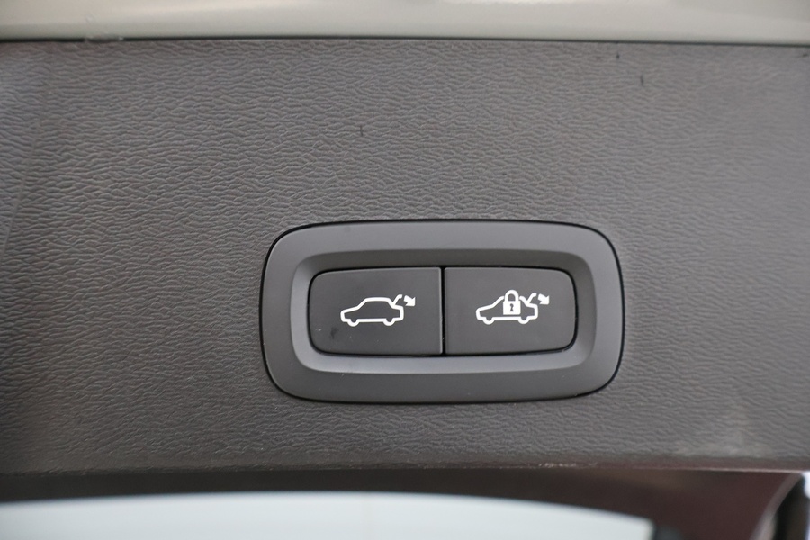 Volvo EX40 vaihtoauto