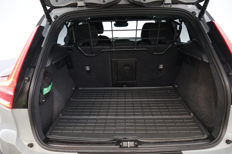 Volvo EX40 vaihtoauto