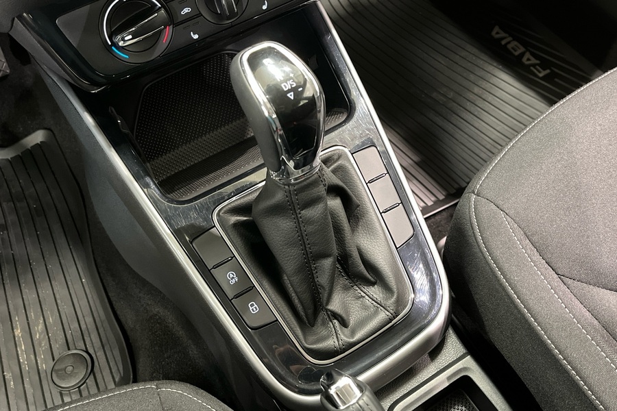 Skoda Fabia vaihtoauto