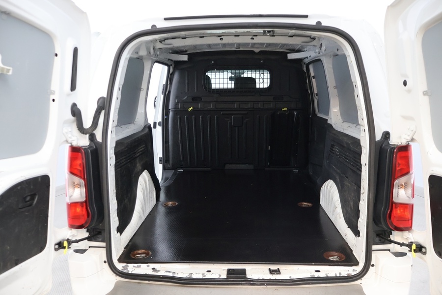 Peugeot e-Partner vaihtoauto