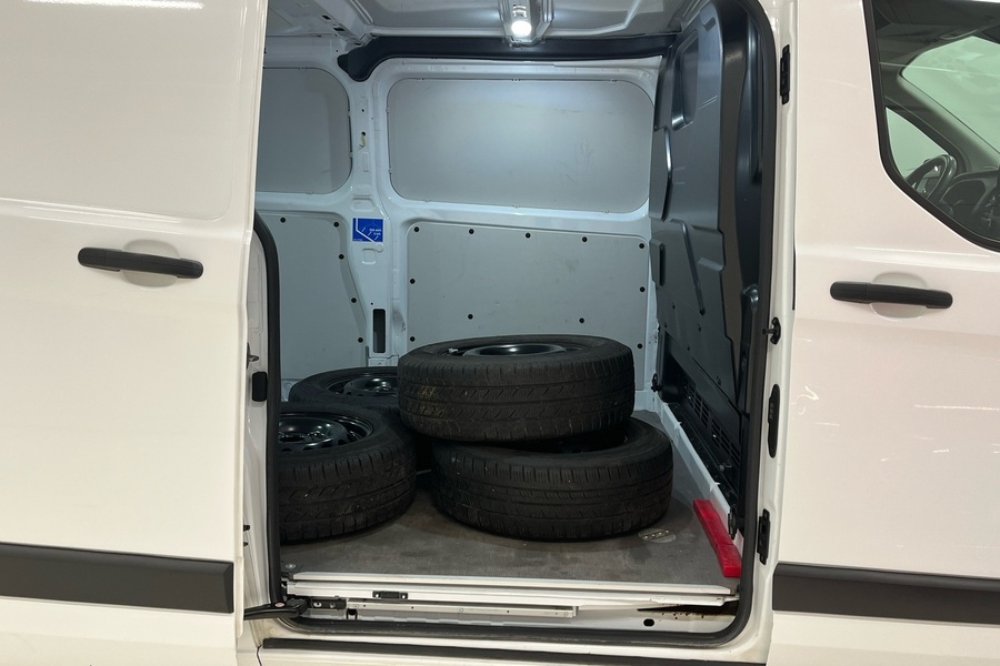 Ford Transit Custom vaihtoauto