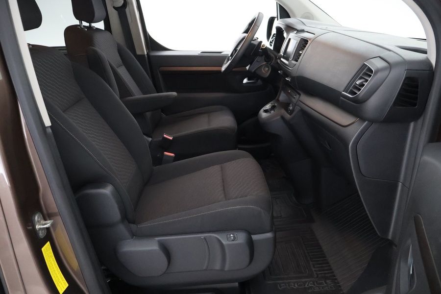 Toyota Proace Verso vaihtoauto