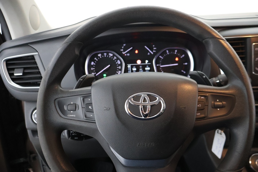 Toyota Proace Verso vaihtoauto