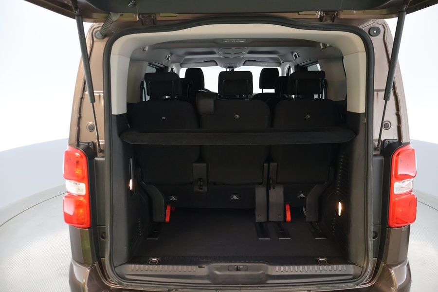 Toyota Proace Verso vaihtoauto