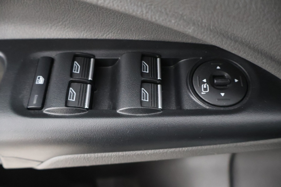 Ford Grand Tourneo Connect vaihtoauto