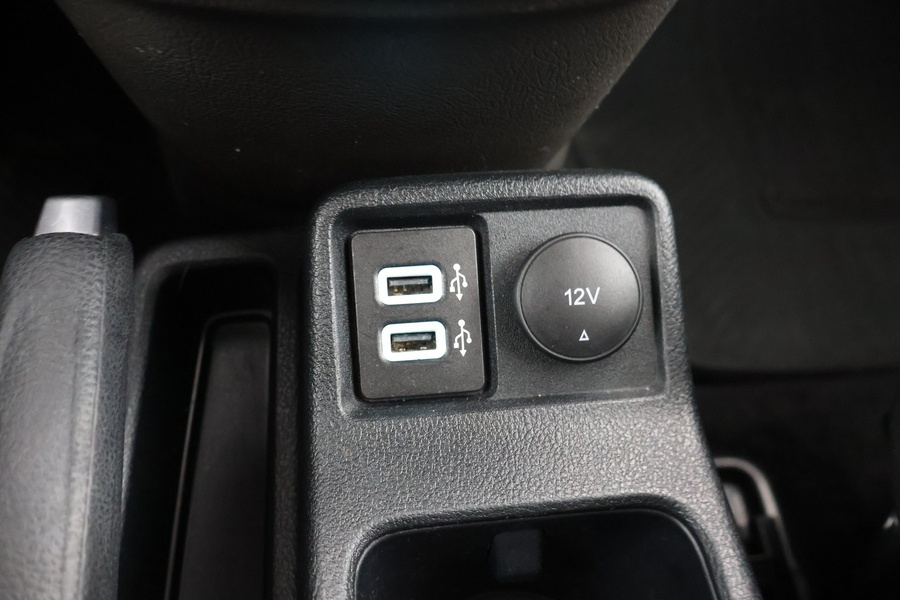 Ford Grand Tourneo Connect vaihtoauto