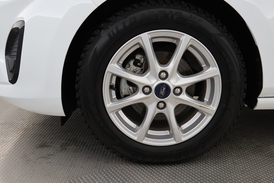 Ford Fiesta vaihtoauto