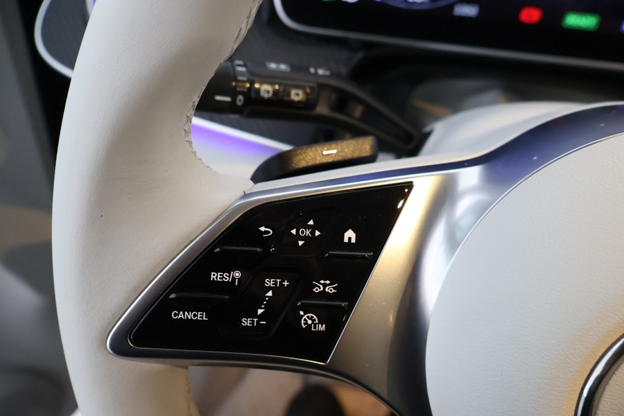 Mercedes-Benz EQE vaihtoauto