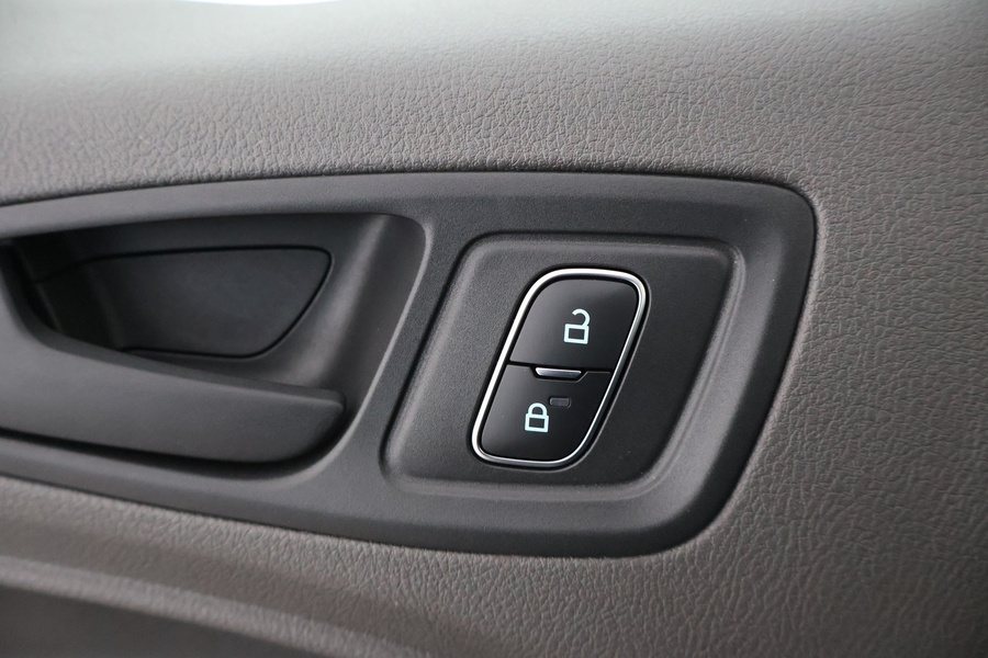 Ford Transit Connect vaihtoauto