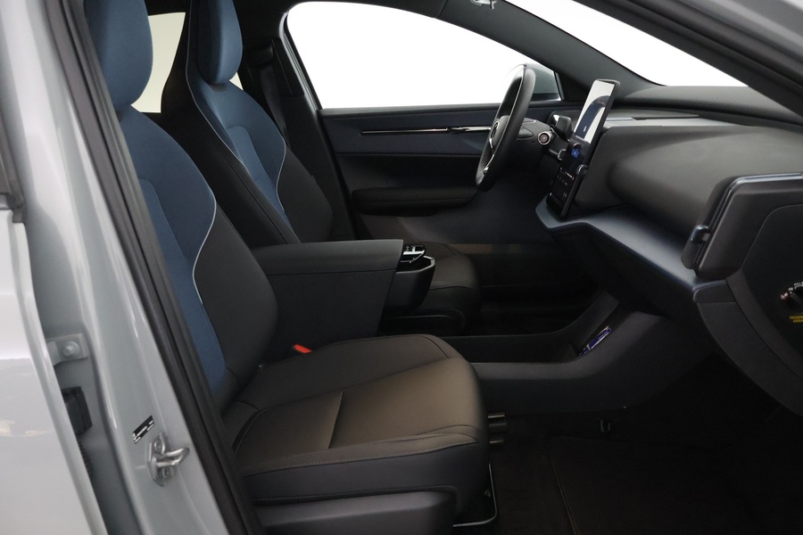 Volvo EX30 vaihtoauto