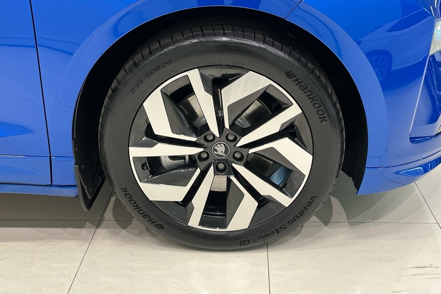 Skoda Enyaq vaihtoauto