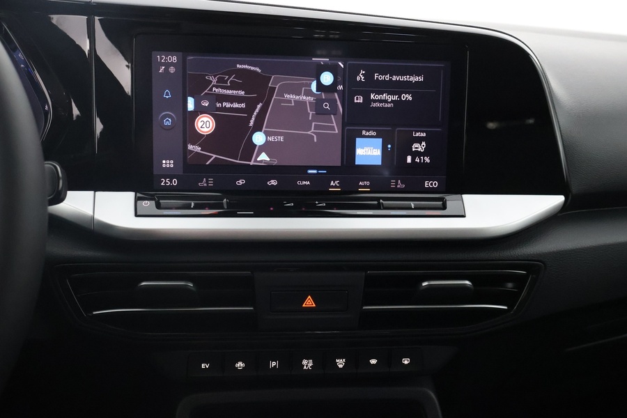 Ford Grand Tourneo Connect vaihtoauto