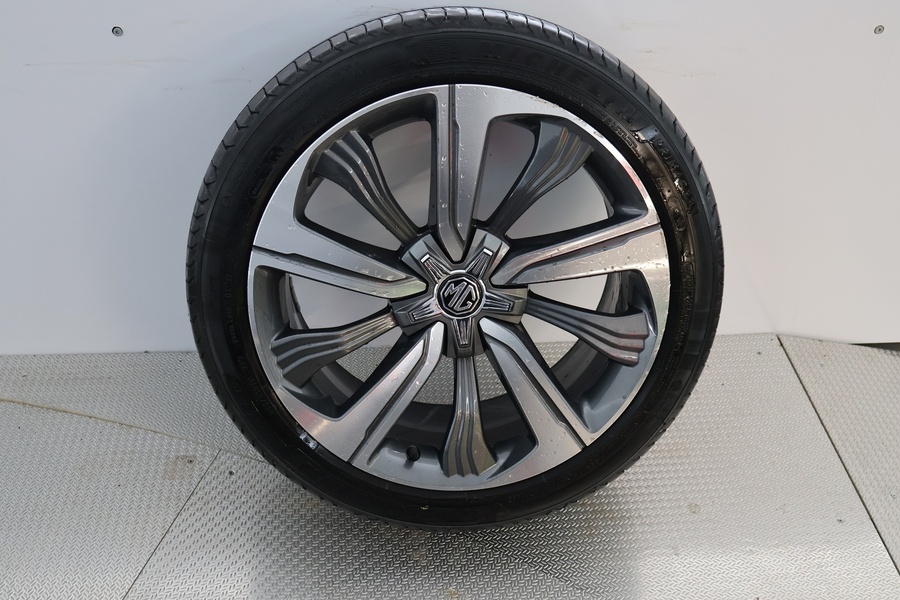 MG Marvel R vaihtoauto