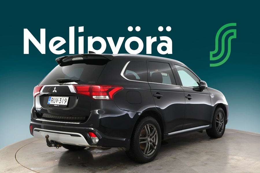 Mitsubishi Outlander PHEV vaihtoauto