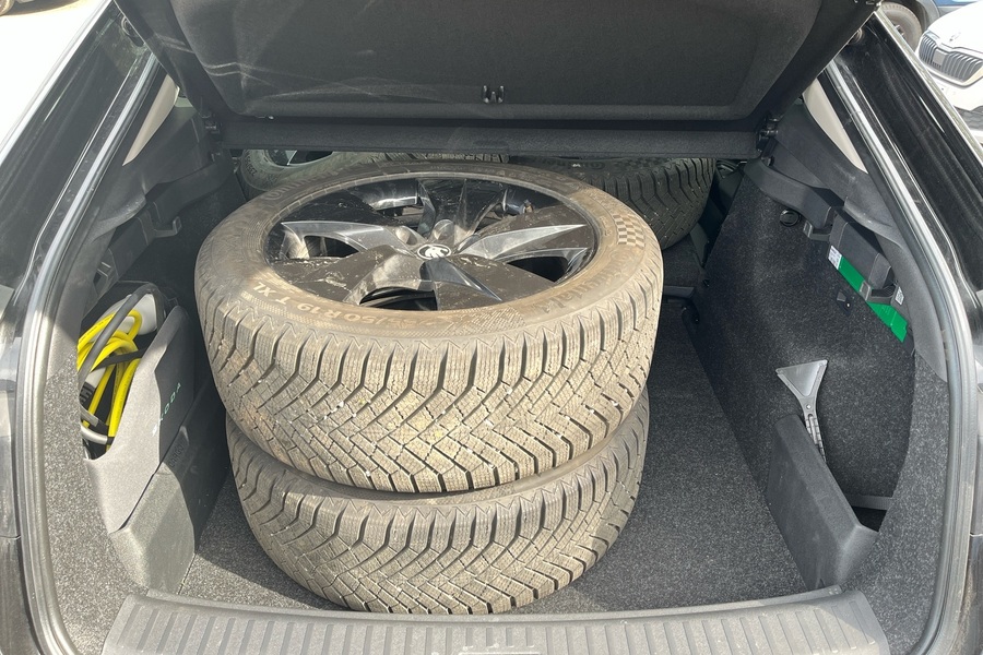 Skoda Enyaq vaihtoauto