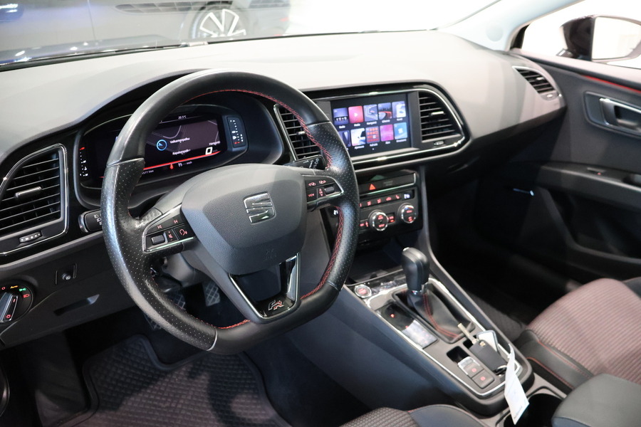 SEAT Leon ST vaihtoauto