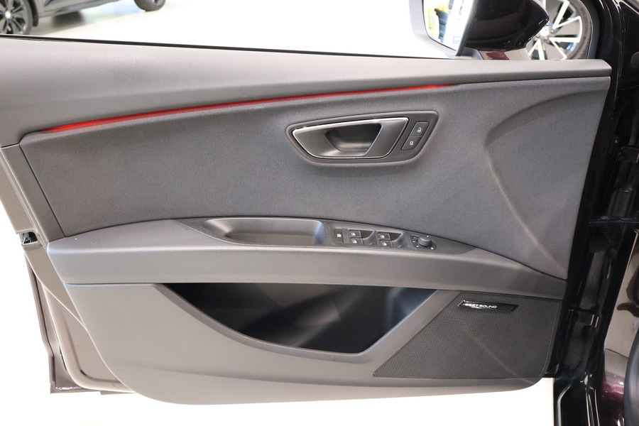 SEAT Leon ST vaihtoauto