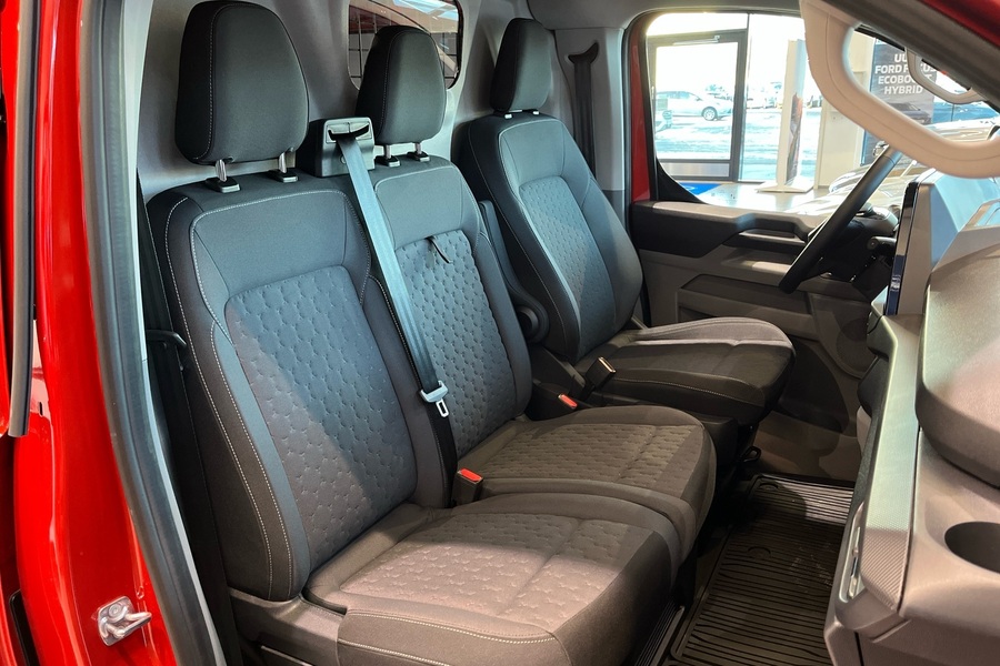 Ford Transit Custom vaihtoauto