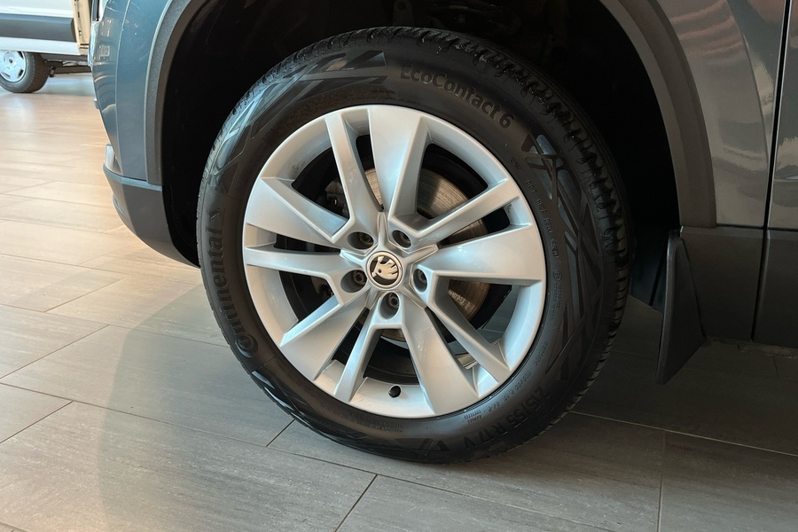 Skoda Karoq vaihtoauto