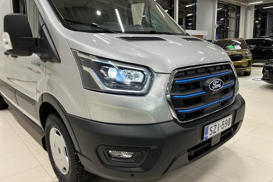 Ford Transit vaihtoauto